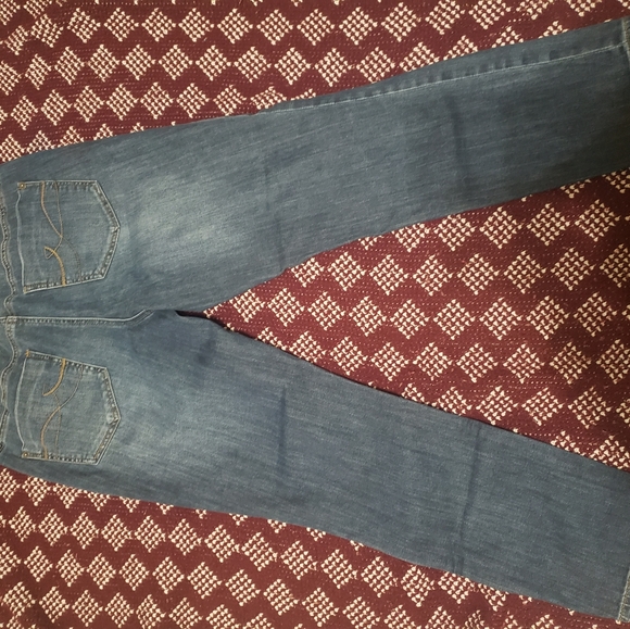 SoHo Boyfriend DNKY jeans - Picture 2 of 5